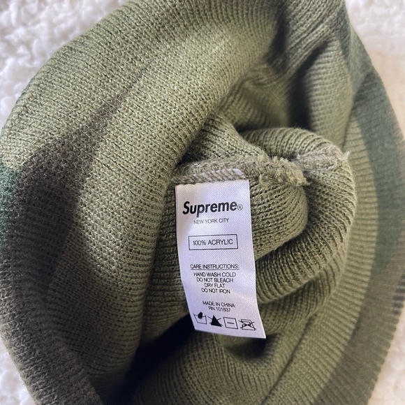 Supreme Radar Beanie FW20 Woodland Camo - Picture 3 of 5